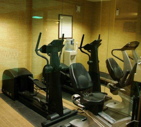 Hotel Express & - By Ihg 2*