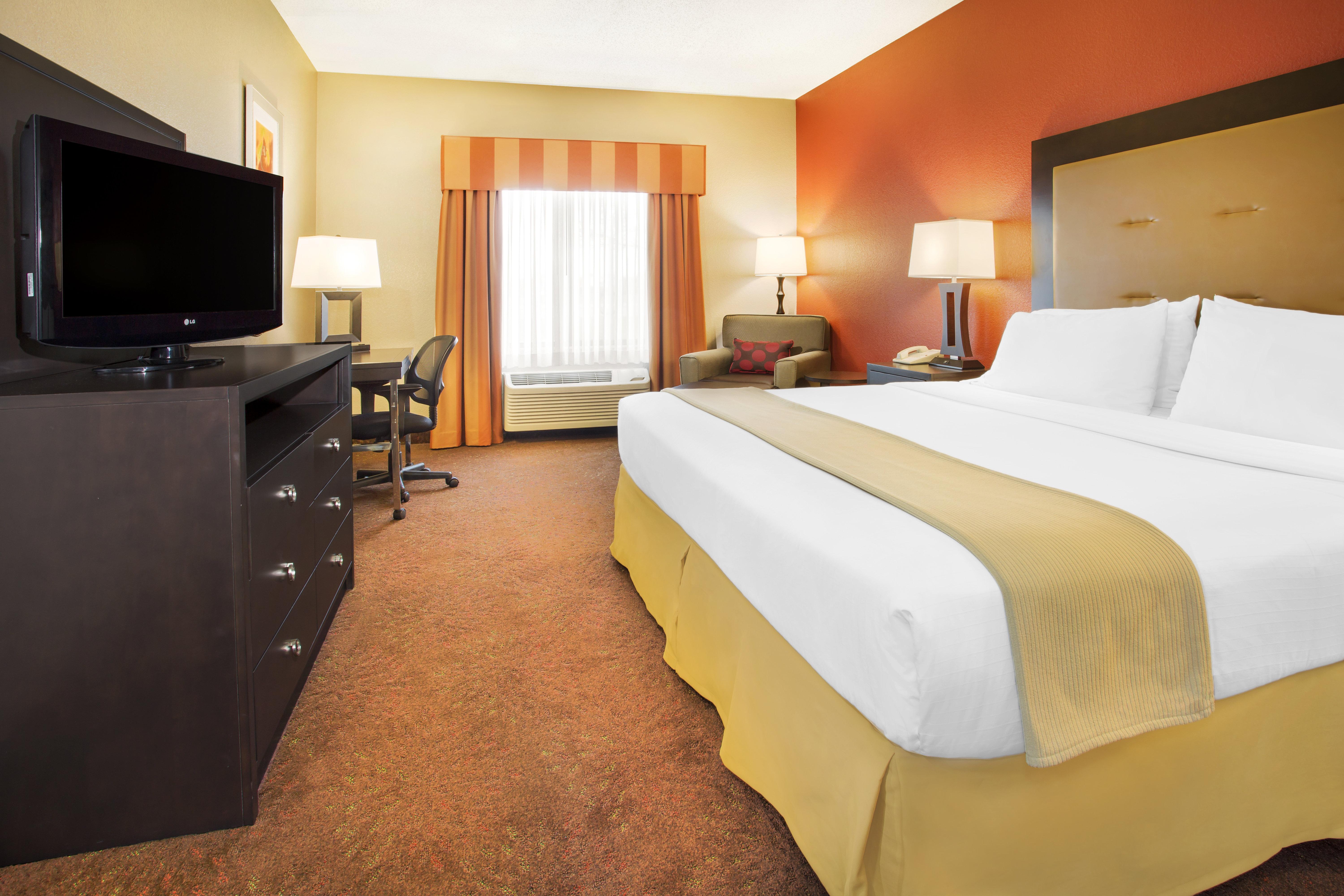 Express & - By Ihg