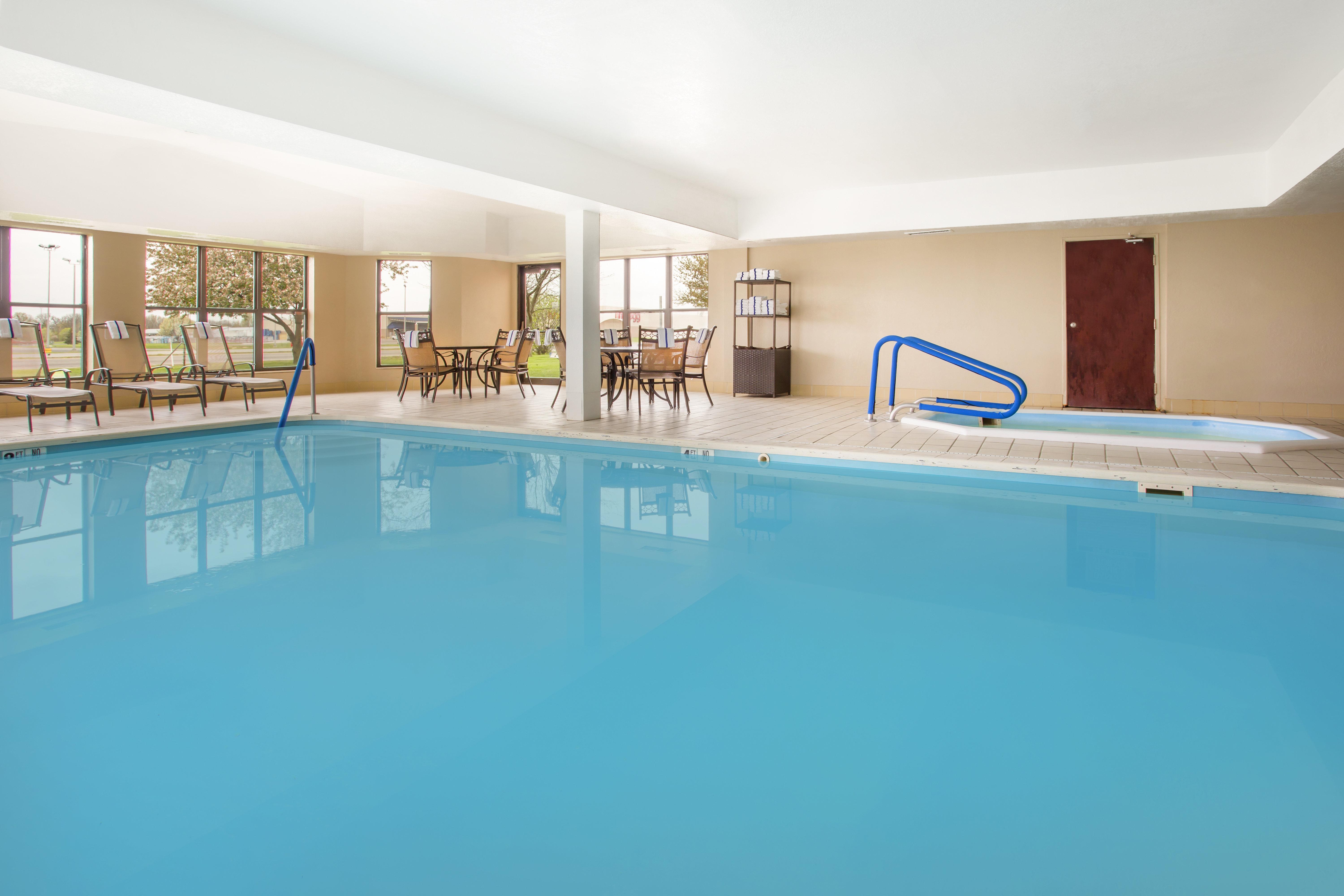 Hotel Express & - By Ihg 2*