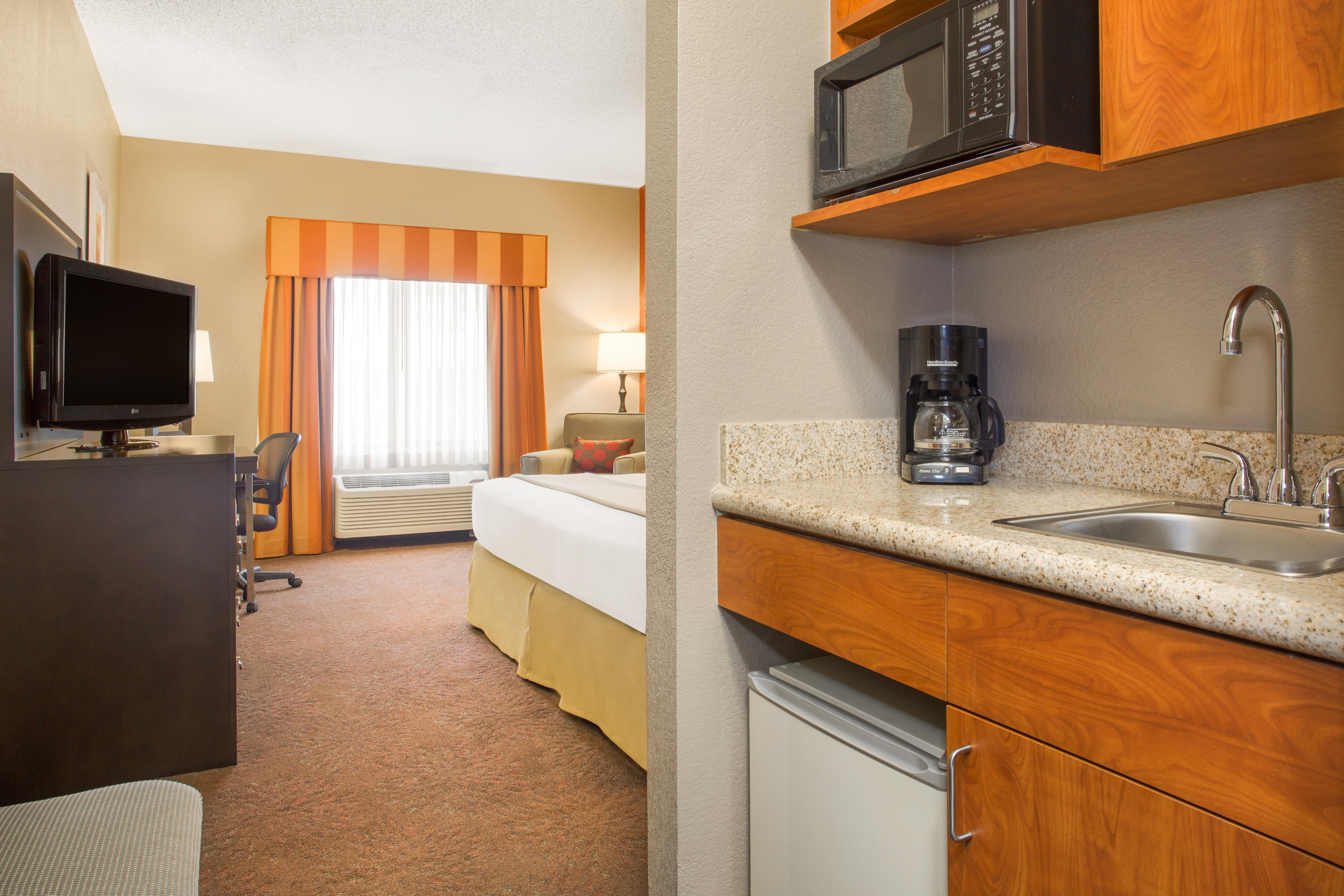 Express & - By Ihg 2*