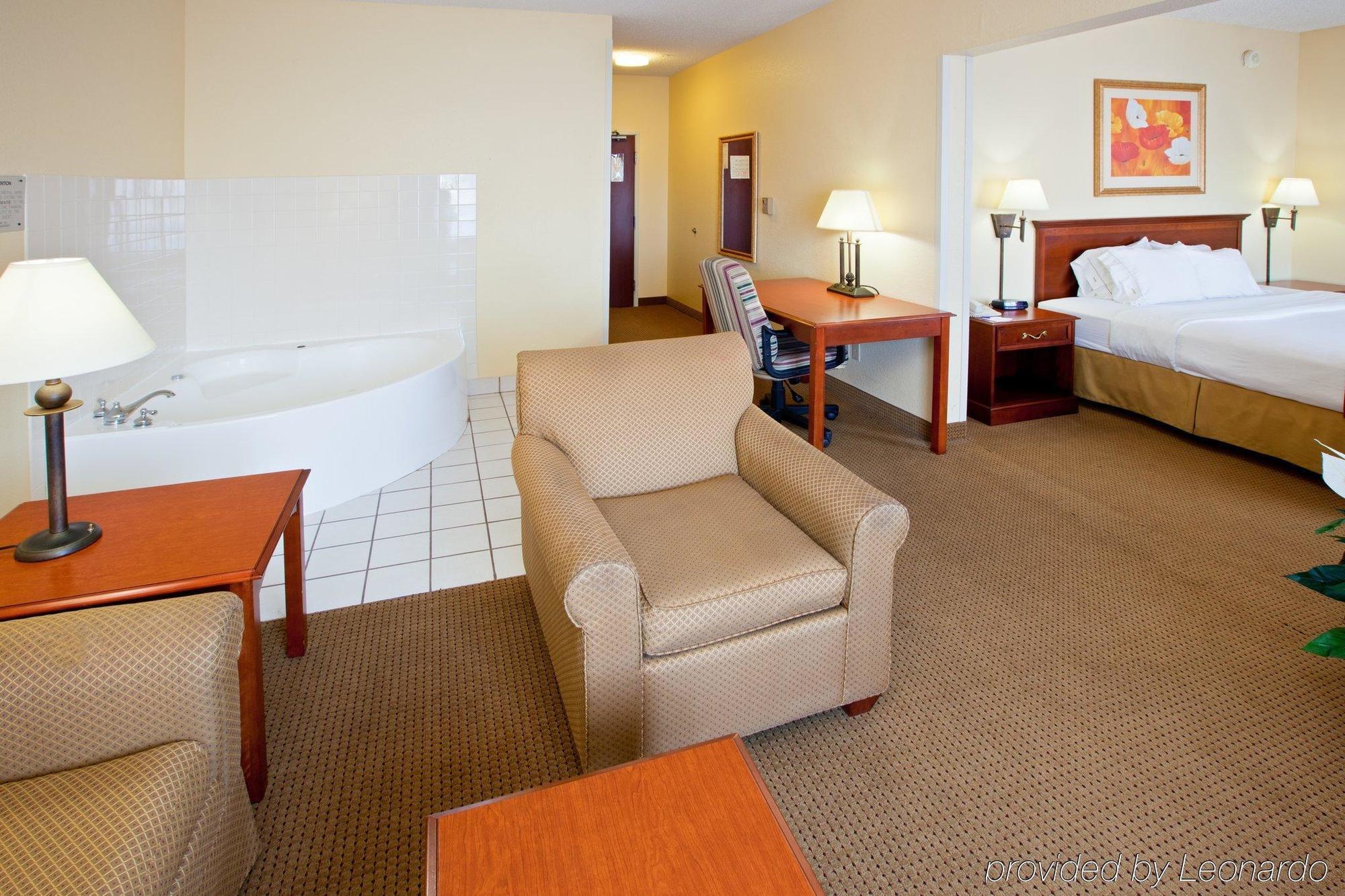 Express & - By Ihg