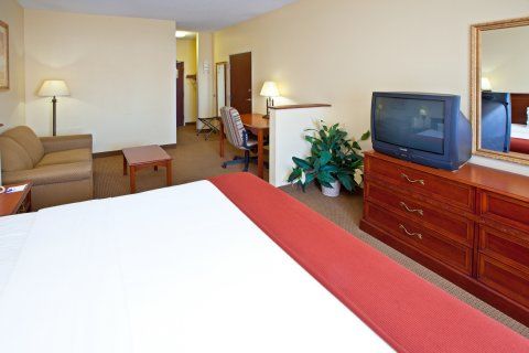 Express & - By Ihg Hotel