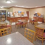 Holiday Inn Express&Suites - Muncie 